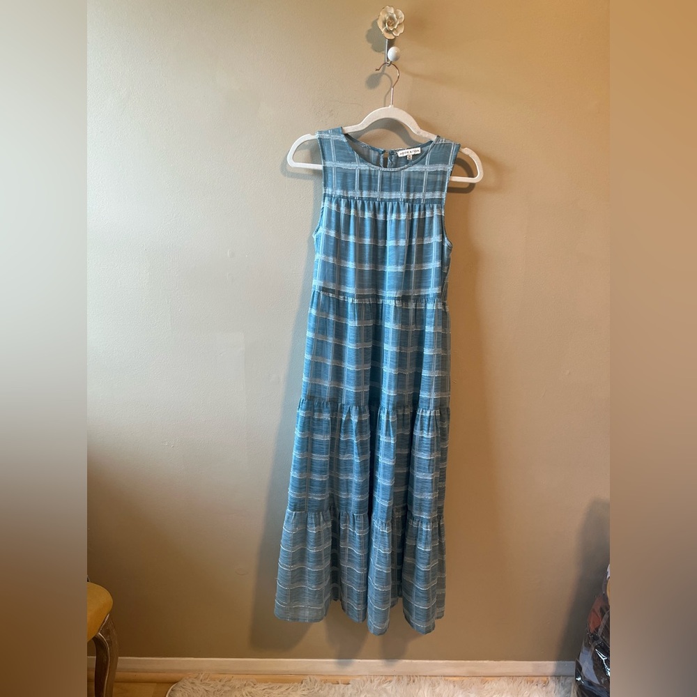 Moon River blue tiered sleeveless maxi dress size XS